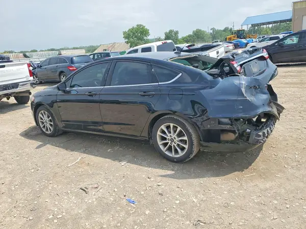 3FA6P0H76HR229257 2017 FORD FUSION - Image 2