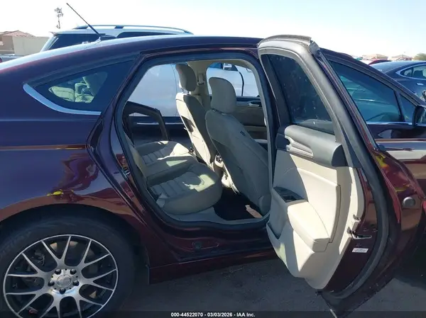 3FA6P0H76HR229548 2017 FORD FUSION - Image 8