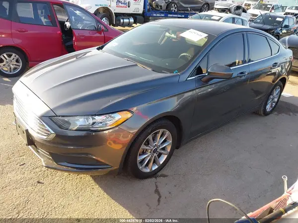 3FA6P0H76HR230571 2017 FORD FUSION - Image 2