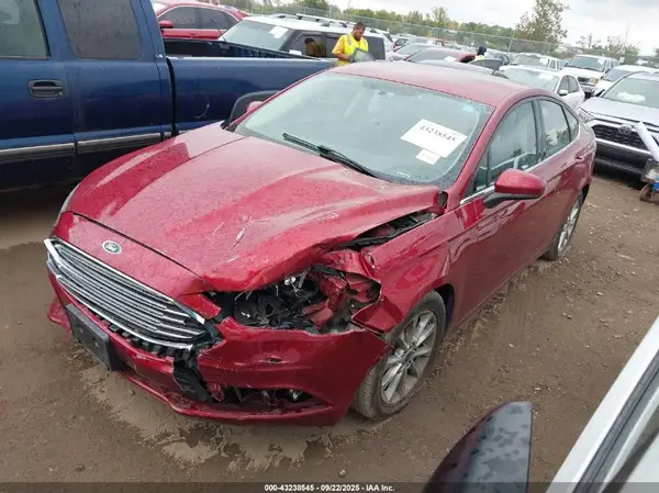 3FA6P0H76HR316835 2017 FORD FUSION - Image 2