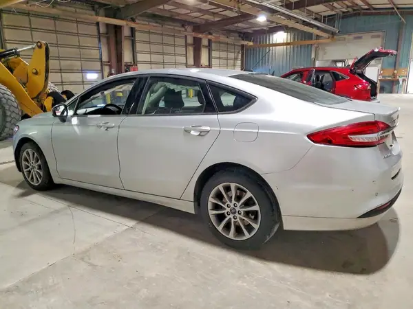 3FA6P0H76HR317158 2017 FORD FUSION - Image 2