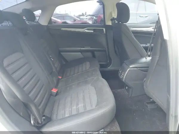 3FA6P0H76HR321873 2017 FORD FUSION - Image 8