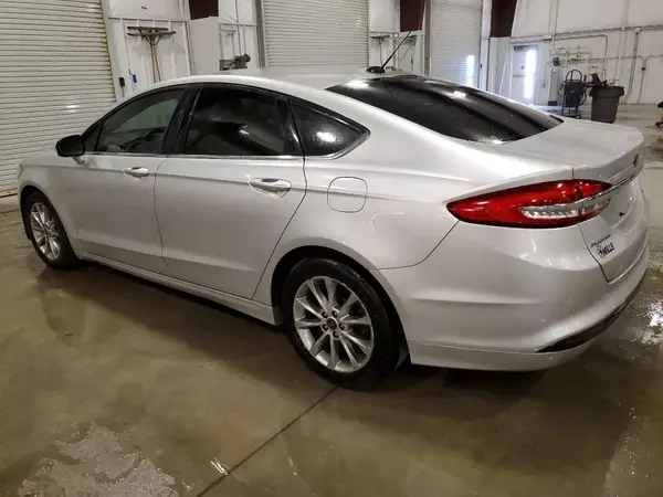 3FA6P0H76HR330718 2017 FORD FUSION - Image 2