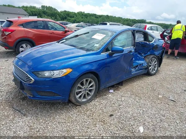 3FA6P0H76HR338799 2017 FORD FUSION - Image 2
