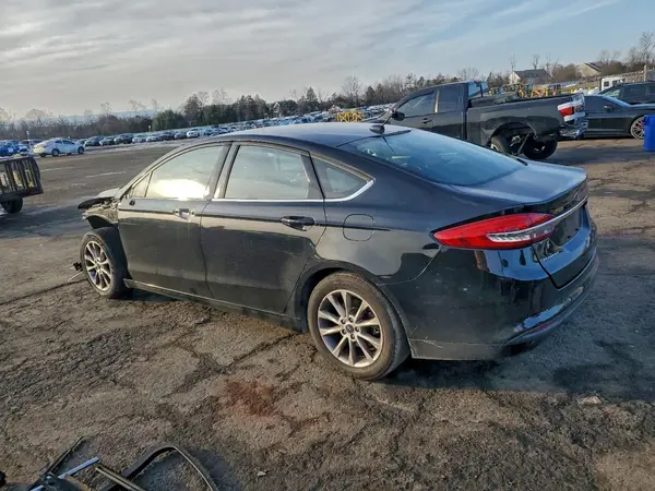 3FA6P0H76HR369888 2017 FORD FUSION - Image 2