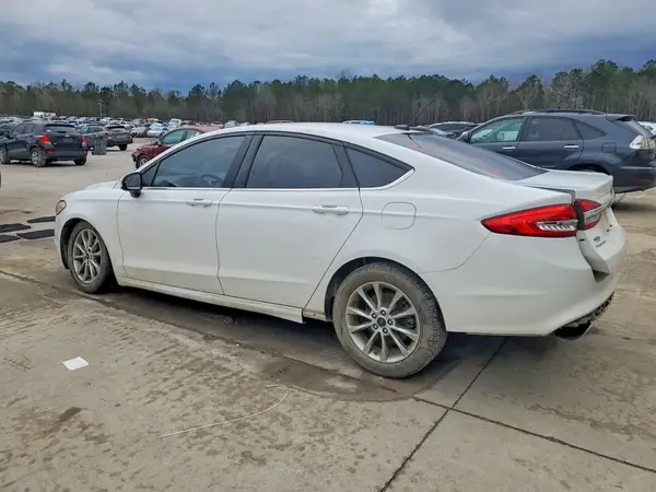 3FA6P0H76HR370121 2017 FORD FUSION - Image 2