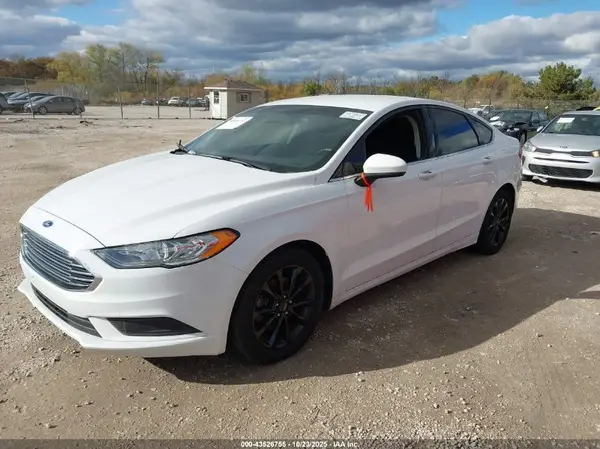 3FA6P0H76HR370670 2017 FORD FUSION - Image 2