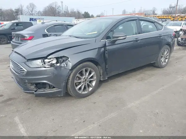3FA6P0H76HR375089 2017 FORD FUSION - Image 2