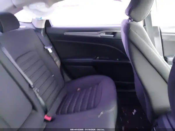 3FA6P0H76HR396783 2017 FORD FUSION - Image 8