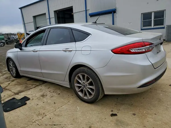 3FA6P0H76HR401321 2017 FORD FUSION - Image 2