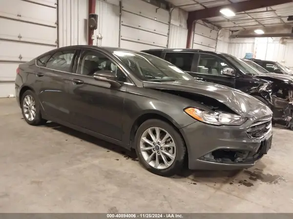 3FA6P0H76HR403957 2017 FORD FUSION - Image 1