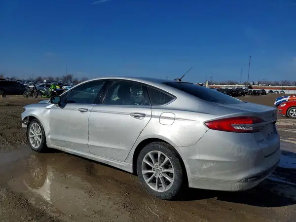 3FA6P0H76HR406471 2017 FORD FUSION - Image 2