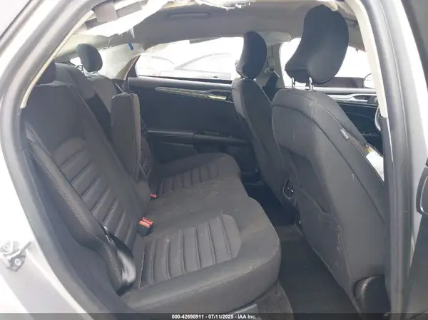 3FA6P0H76HR410875 2017 FORD FUSION - Image 8