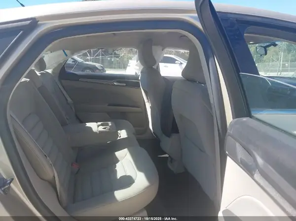 3FA6P0H76JR104197 2018 FORD FUSION - Image 8