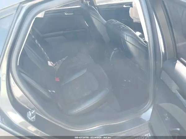 3FA6P0H76JR115555 2018 FORD FUSION - Image 8