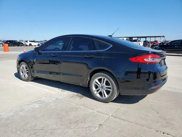 3FA6P0H76JR135031 2018 FORD FUSION - Image 2