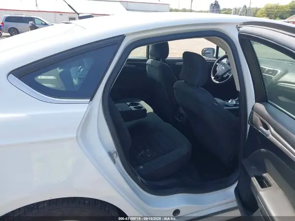 3FA6P0H76JR165629 2018 FORD FUSION - Image 8