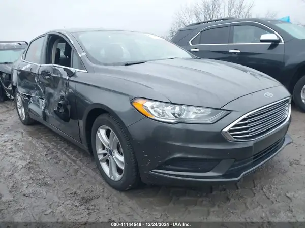 3FA6P0H76JR185282 2018 FORD FUSION - Image 1