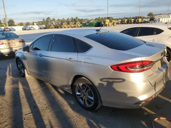 3FA6P0H76JR194676 2018 FORD FUSION - Image 2