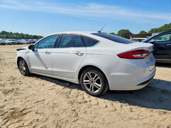 3FA6P0H76JR197982 2018 FORD FUSION - Image 2