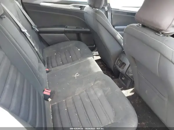 3FA6P0H76JR275886 2018 FORD FUSION - Image 8