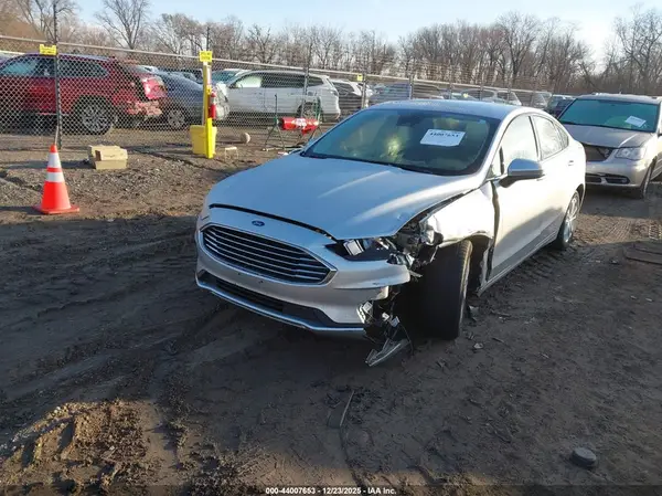 3FA6P0H76KR218802 2019 FORD FUSION - Image 2