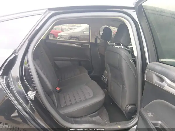 3FA6P0H76LR239215 2020 FORD FUSION - Image 8