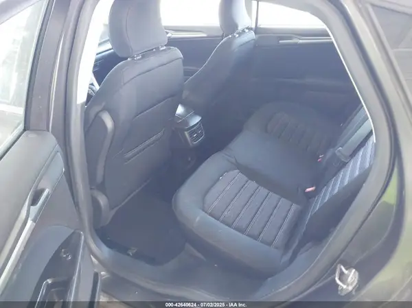 3FA6P0H77GR121566 2016 FORD FUSION - Image 8
