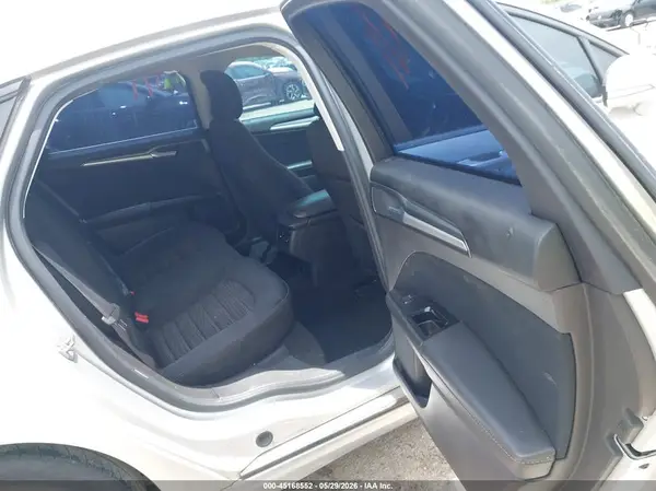 3FA6P0H77GR126105 2016 FORD FUSION - Image 8