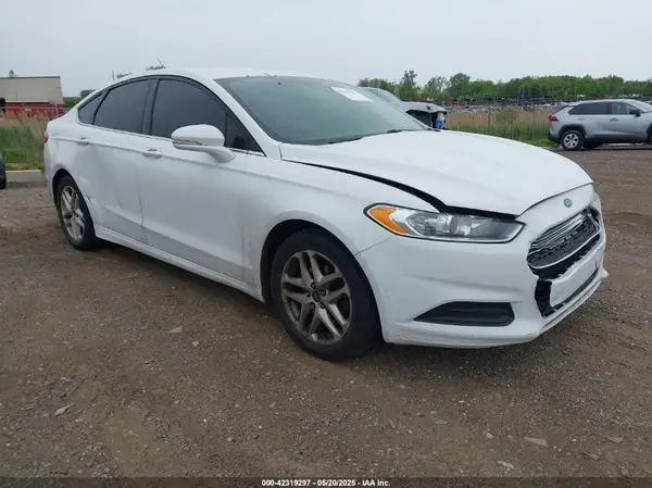 3FA6P0H77GR140327 2016 FORD FUSION - Image 1