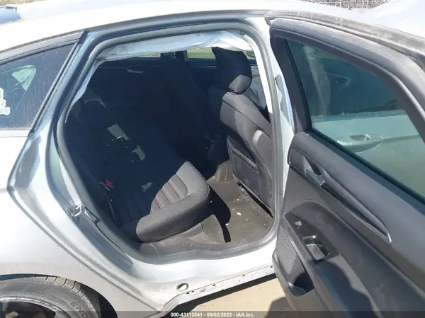 3FA6P0H77GR256420 2016 FORD FUSION - Image 8