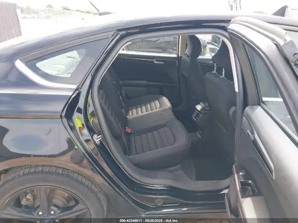 3FA6P0H77GR327180 2016 FORD FUSION - Image 8