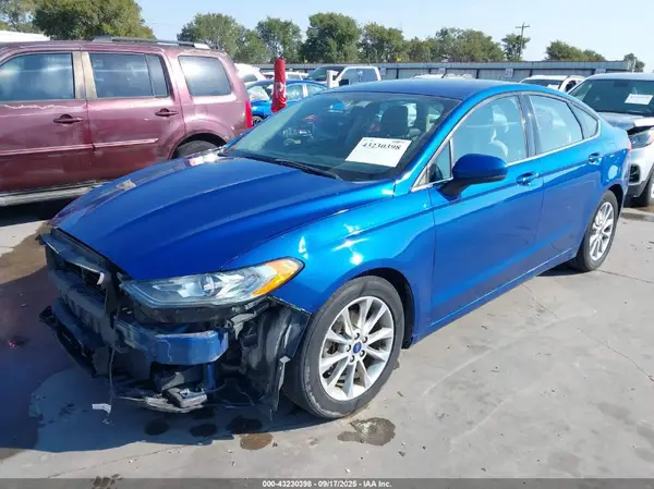 3FA6P0H77HR104879 2017 FORD FUSION - Image 2