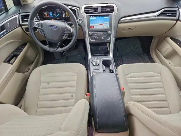 3FA6P0H77HR110049 2017 FORD FUSION - Image 8
