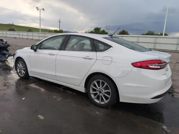 3FA6P0H77HR142774 2017 FORD FUSION - Image 2