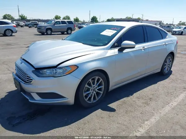 3FA6P0H77HR201645 2017 FORD FUSION - Image 2