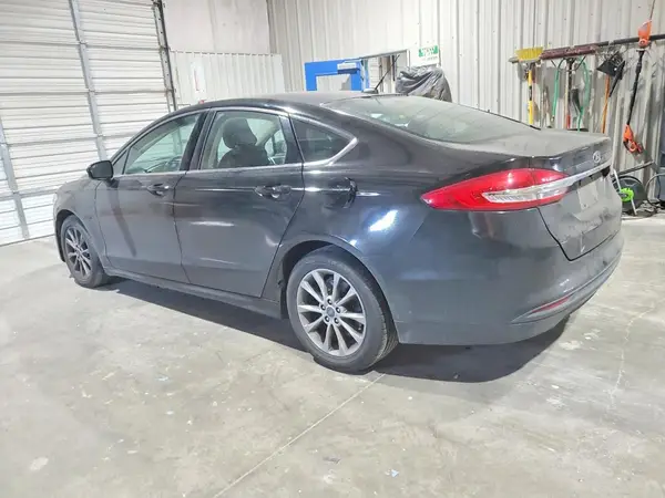 3FA6P0H77HR205601 2017 FORD FUSION - Image 2