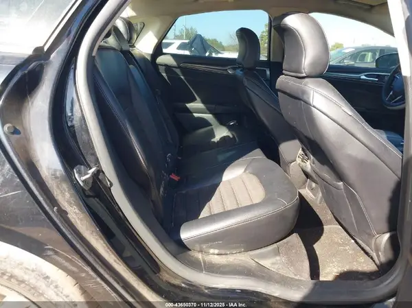 3FA6P0H77HR205940 2017 FORD FUSION - Image 8