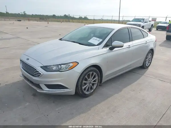 3FA6P0H77HR214427 2017 FORD FUSION - Image 2