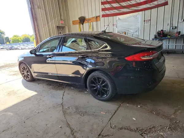 3FA6P0H77HR217473 2017 FORD FUSION - Image 2