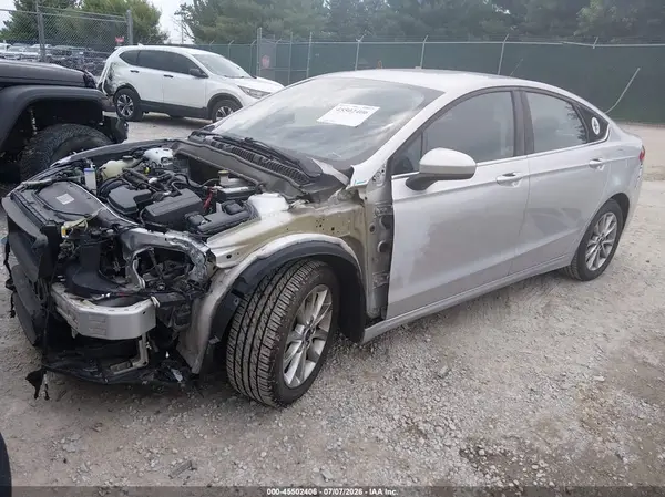 3FA6P0H77HR220034 2017 FORD FUSION - Image 2