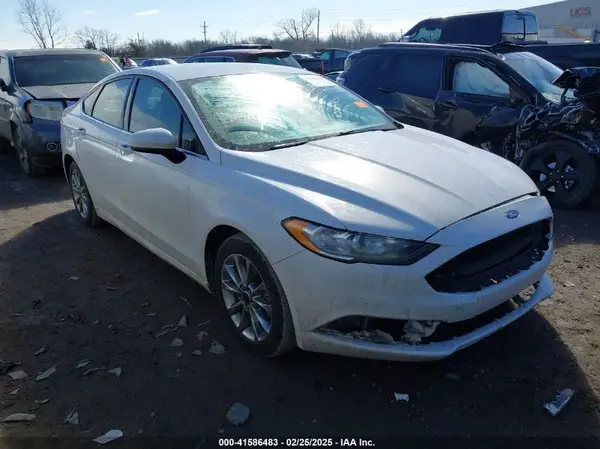 3FA6P0H77HR277995 2017 FORD FUSION - Image 1