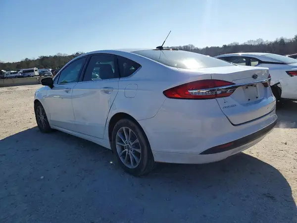 3FA6P0H77HR330257 2017 FORD FUSION - Image 2