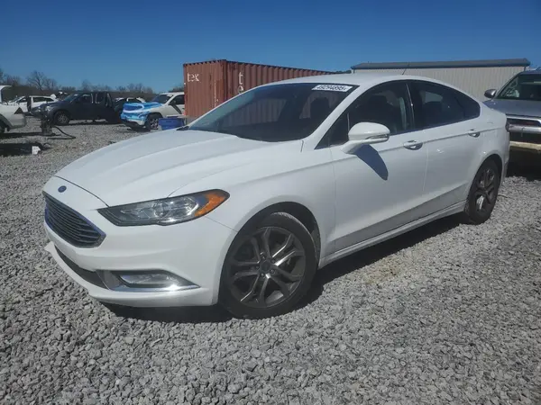 3FA6P0H77HR337421 2017 FORD FUSION - Image 1