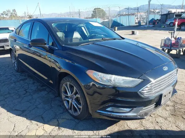 3FA6P0H77HR343381 2017 FORD FUSION - Image 1