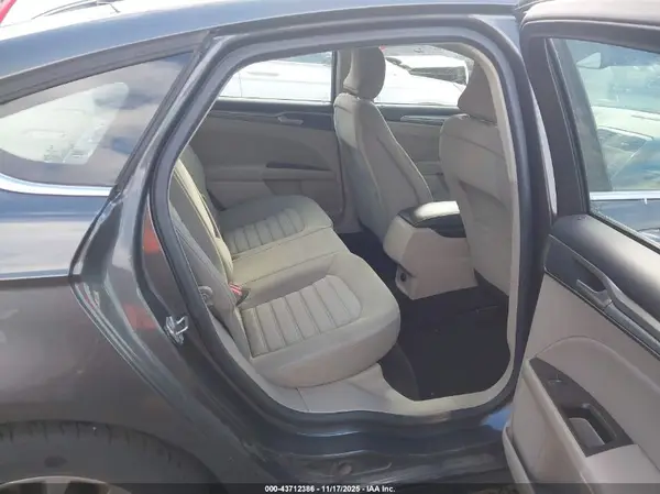 3FA6P0H77HR358754 2017 FORD FUSION - Image 8