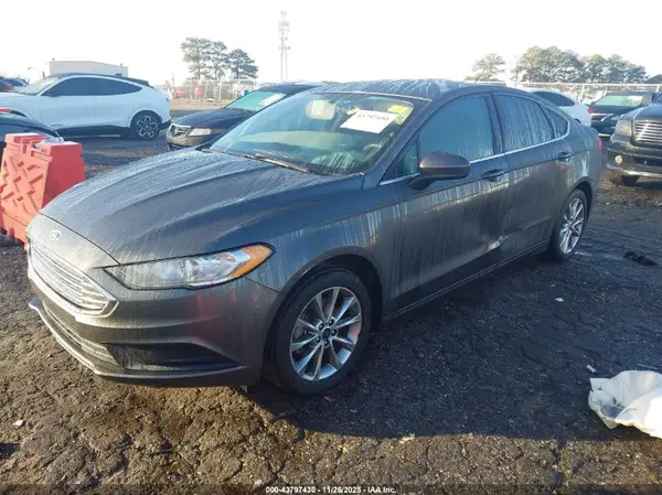 3FA6P0H77HR363825 2017 FORD FUSION - Image 2