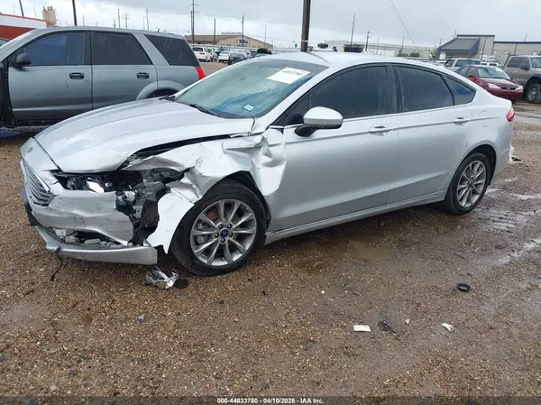 3FA6P0H77HR368457 2017 FORD FUSION - Image 2