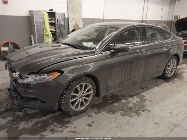 3FA6P0H77HR377188 2017 FORD FUSION - Image 2