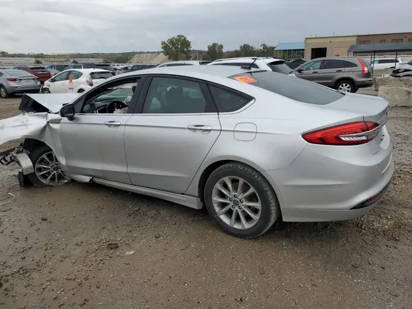 3FA6P0H77HR379250 2017 FORD FUSION - Image 2